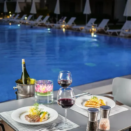 Veranda فندق 3*